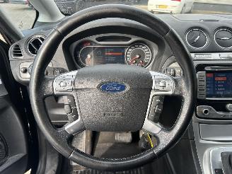 Ford S-Max 2.3-16V picture 16