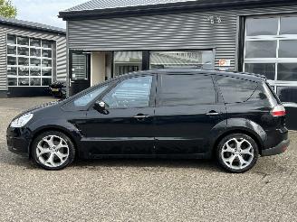 Ford S-Max 2.3-16V picture 2