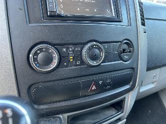 Volkswagen Crafter 35 2.0 TDI L2H1 DC picture 21