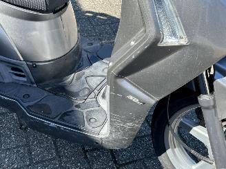 Kymco  People S picture 15