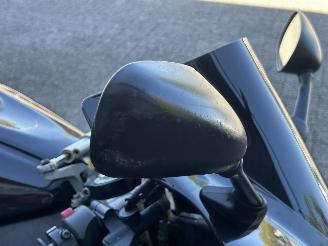 Yamaha YZF -R1  picture 11