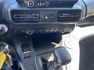 Peugeot Partner 1.5 BlueHDI 100 S&S L1 picture 18