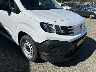 Peugeot Partner 1.5 BlueHDI 100 S&S L1 picture 25