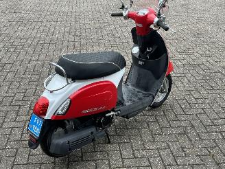 Kymco  New Sento picture 5