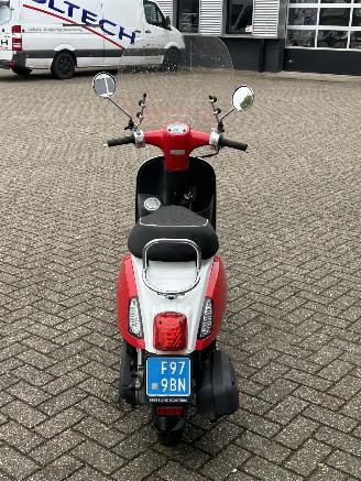Kymco  New Sento picture 4