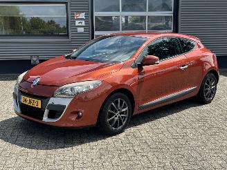 Vaurioauto  passenger cars Renault Mégane Coupé 1.6 Sélection Business Sport 2009/5