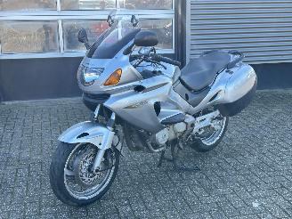 krockskadad bil motor Honda  NT 650 Deauville 2002/6