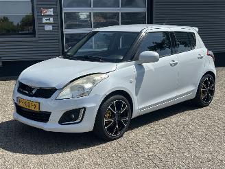 Coche accidentado Suzuki Swift 1.2 Comfort AESSS 2015/3
