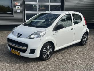 Schadeauto Peugeot 107 1.0-12V XR 5drs 2011/12
