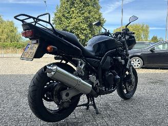 Yamaha FZS 600 Fazer picture 13