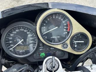 Yamaha FZS 600 Fazer picture 16
