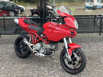 uszkodzony motocykle Ducati Multistrada 1000 DS 2006/2