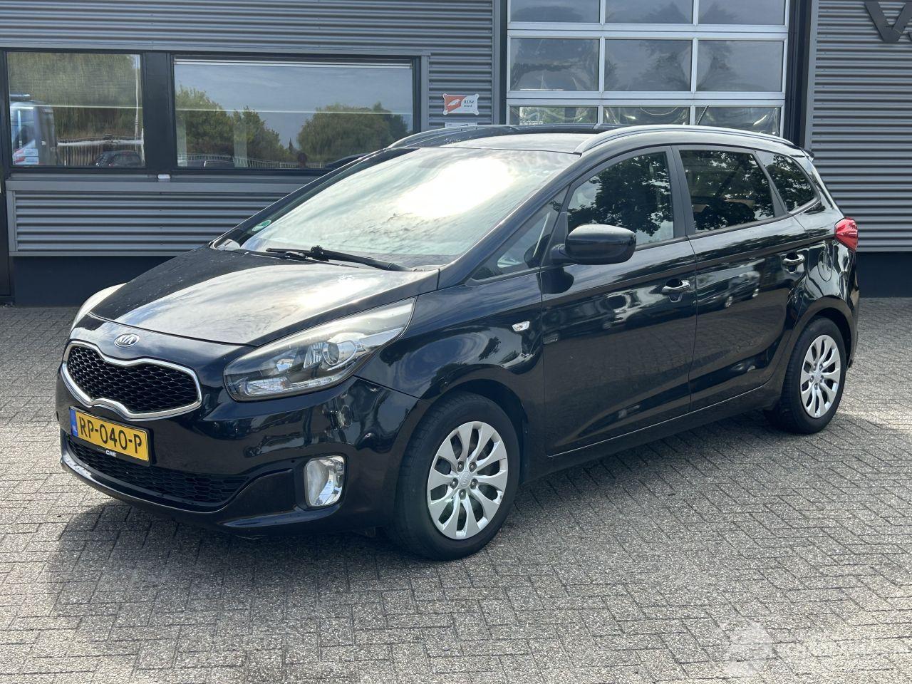 Kia Carens 1.6 DGi Comfort Pack