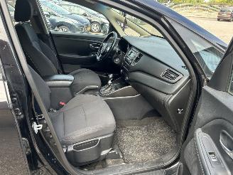 Kia Carens 1.6 DGi Comfort Pack picture 14