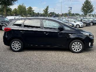 Kia Carens 1.6 DGi Comfort Pack picture 6