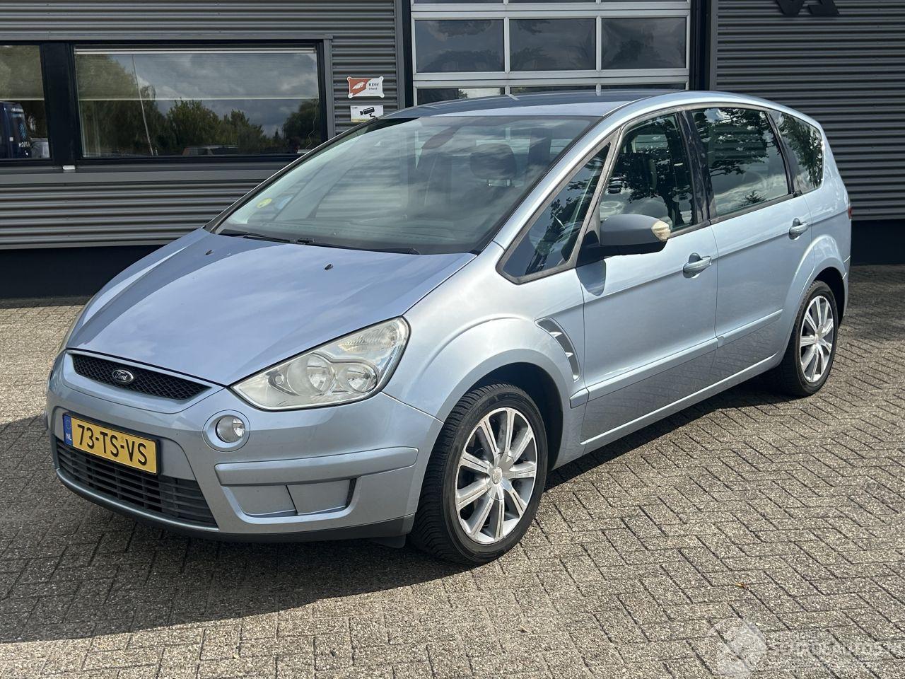 Ford S-Max 2.0-16V