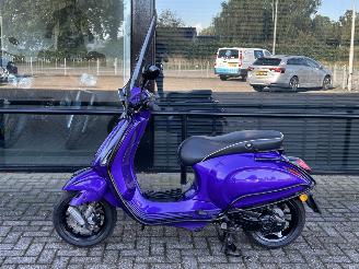 Vespa  Primavera picture 6