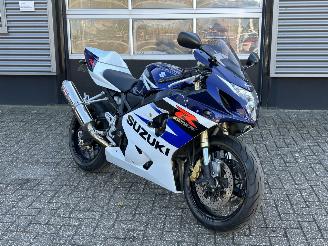 Suzuki GSX-R750 Yoshimura picture 1