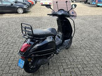 Vespa  Sprint 50 4T picture 5