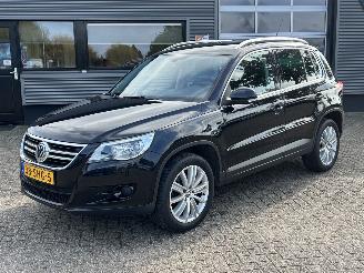 Voiture accidenté Volkswagen Tiguan 2.0 TDI Sport&Style 4Motion Automaat 2008/11