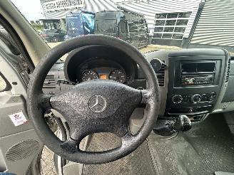 Mercedes Sprinter 215 2.2 CDI picture 15