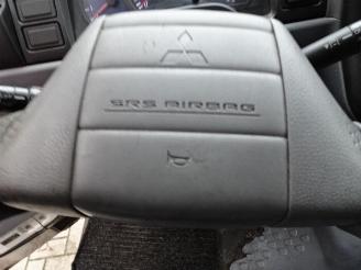 Mitsubishi Canter fuso 3C13 3.0 DI 385 bakwagen airco let op motor defect!!!!!!!!!!! picture 28