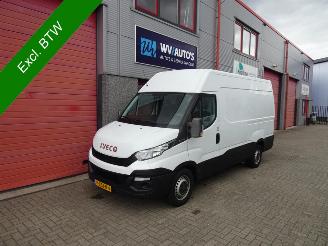 škoda osobní automobily Iveco Daily 35S15V 2.3 352 H2 L 32zits airco 3500kg ahk 2015/12