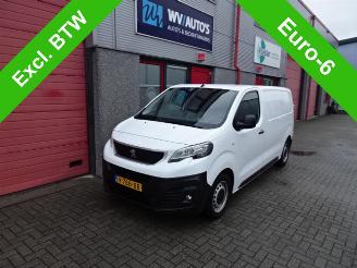 krockskadad bil auto Peugeot Expert 226S 1.6 BlueHDI 95 Pro 3 zits 2016/10