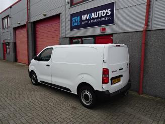 Peugeot Expert 2.0 BlueHDI 120 pk Standard Premium 3 zits picture 2