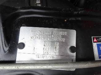 Peugeot Boxer 330 2.2 HDI L2H2 XR 3 zits airco picture 26