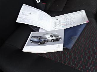 Peugeot Boxer 330 2.0 BlueHDI L2H2 Premium Pack 2 x schuifdeur picture 25