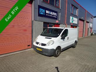 begagnad bil bedrijf Renault Trafic 2.0 dCi T27 L1H1 Eco airco navi 2012/12
