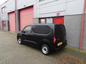 Peugeot Partner 1.5 BlueHDI Premium navi airco picture 2