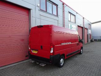 Peugeot Boxer 333 2.2 BlueHDi 165 L3H2 Premium 3 zits navi airco camera 2500 kg trekhaakgewicht picture 4
