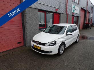 Auto incidentate Volkswagen Golf 1.4 TSI Comfortline vanrail schade kan rijdend mee 2009/11