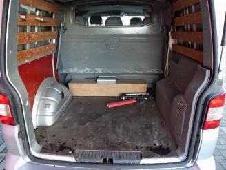 Volkswagen Transporter 2.5 TDI 300 Budgetline DC LET O P MOTOR LOOPT NIET 100% picture 12