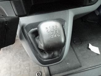 Peugeot Expert 231S 2.0 BlueHDI 120 Premium 3 zits airco picture 23