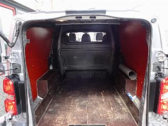 Peugeot Expert 2.0 BlueHDI 120 Long Asphalt DC picture 14