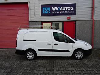 Peugeot Partner 122 1.6 e-HDI L2 XR airco inrichting imperiaal picture 8
