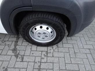 Citroën Jumper 35 2.2 HDI bakwagen 430 x 230 x 210 airco picture 17