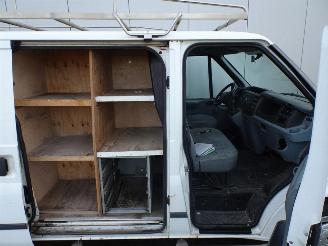 Ford Transit 260S 2.2 TDCI Economy Edition airco 3 zits picture 11