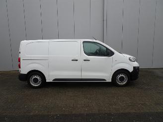 Peugeot Expert 2.0 BlueHDI 180 Standard Premium 3 zits airco 180 pk automaat picture 6