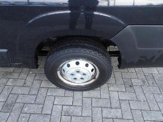 Peugeot Boxer 330 2.2 BlueHDi 120 L2H1 Premium airco picture 26