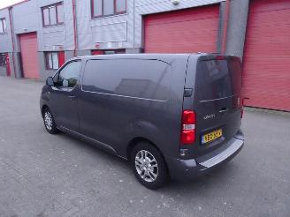 Peugeot Expert 1.5 BlueHDI 120 Standard Premium 3 ZITS LET OP MOTOR SLAAT NIET AAN !! picture 2