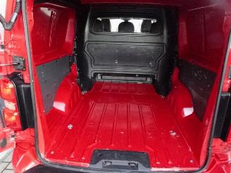 Peugeot Expert 231L 2.0 BlueHDI 180 DC Premium 180 PK LEER picture 14