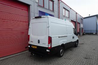 Iveco Daily 35S16V 2.3 35 2h l 3 3 zits automaat nl auto !!!!!!!! picture 3