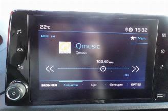 Peugeot Partner 1.5 BlueHDI Premium met achterklep airco picture 14