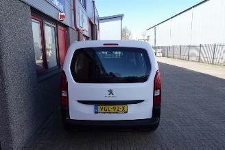 Peugeot Partner 1.5 BlueHDI Premium met achterklep airco picture 13