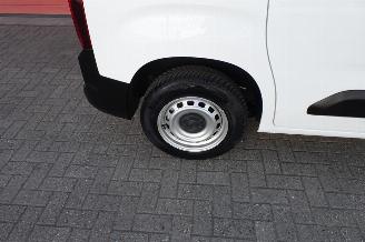 Peugeot Partner 1.5 BlueHDI Premium met achterklep airco picture 18