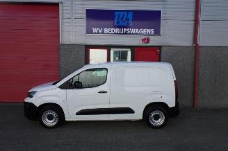 Peugeot Partner 1.5 BlueHDI Premium met achterklep airco picture 6